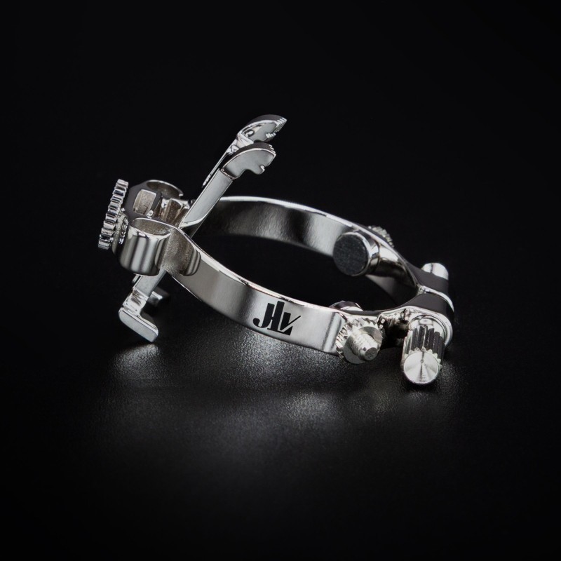 E-flat clarinet ligature