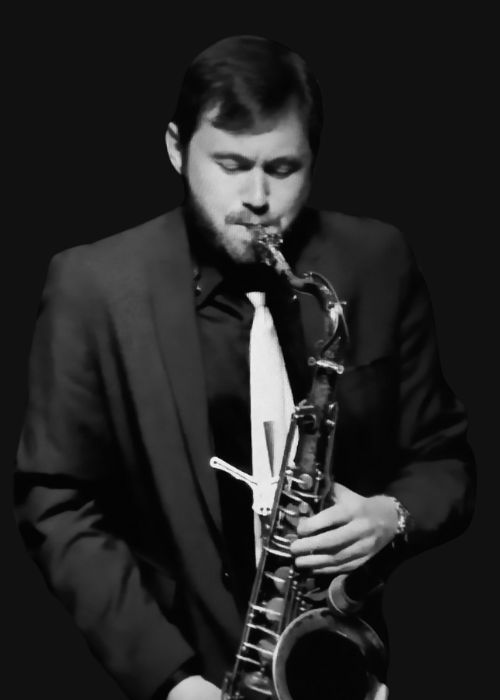 Blake ROGUENANT, musicien ambassadeur JLV, avec son instrument équipé d'une ligature JLV