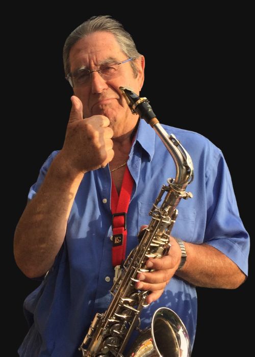 Claude THIRIFAYS, musicien ambassadeur JLV, avec son instrument équipé d'une ligature JLV