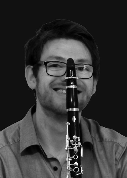 Jérémy OBERDORF, musicien ambassadeur JLV, avec son instrument équipé d'une ligature JLV