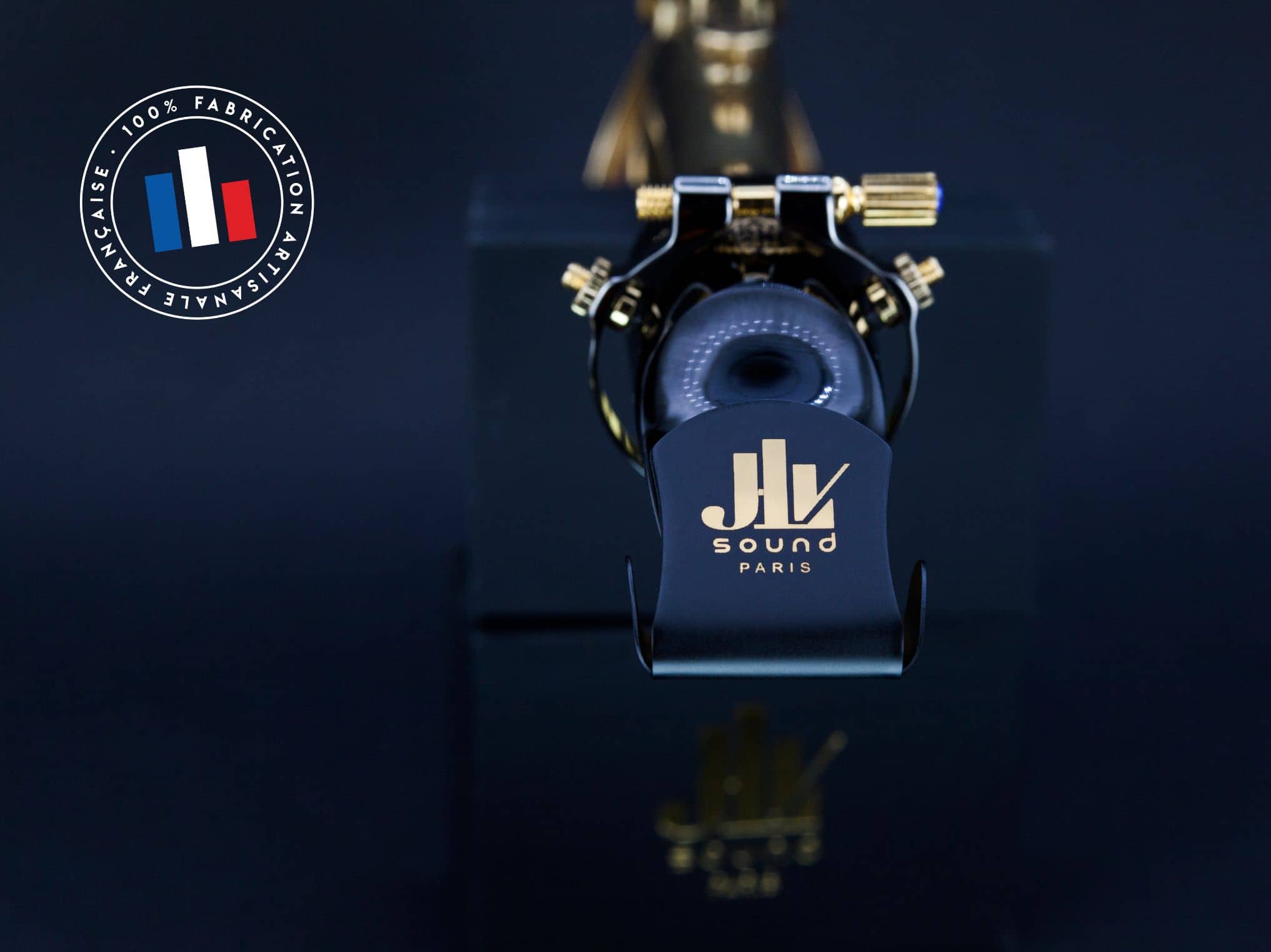 Ligature JLV clarinette plaquée platine & or sur bec alto et son couvre-bec